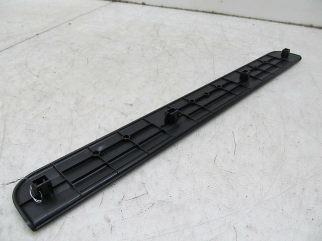 2009-2016 INFINITI FX35 QX70 OEM RIGHT FRONT OUTER SILL TRIM 