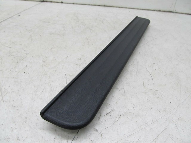 2009-2016 INFINITI FX35 QX70 OEM RIGHT FRONT OUTER SILL TRIM 