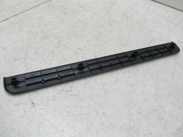 2009-2016 INFINITI FX35 QX70 OEM RIGHT FRONT OUTER SILL TRIM 