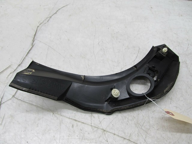 2009-2016 INFINITI FX35 QX70 OEM RIGHT REAR PILLAR UPPER FINISH TRIM COVER 