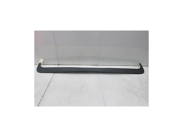 2003-2006 FORD EXPEDITION OEM REAR BACK UPPER TRIM BUMPER COVER