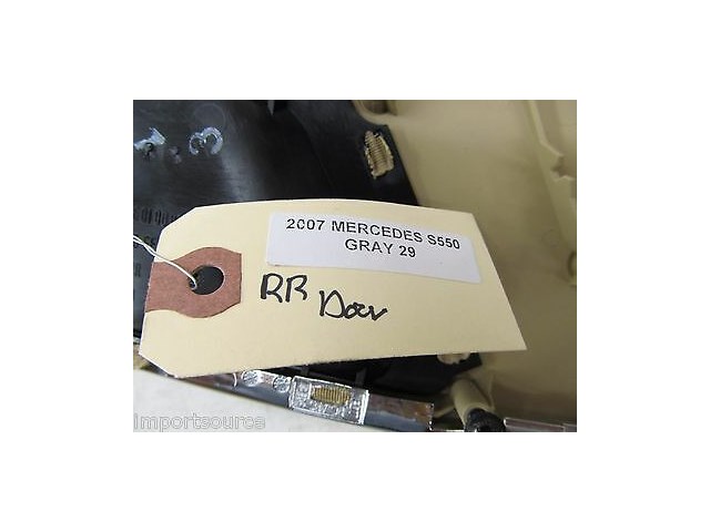 2007-2009 MERCEDES S550 W221 OEM RIGHT REAR PASSENGER SIDE DOOR HANDLE WITH TRIM