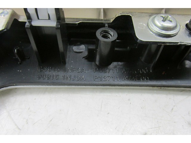 2009-2013 INFINITI G37 CONVERTIBLE OEM FRONT CENTER SHIFTIER TRIM SURROUND 