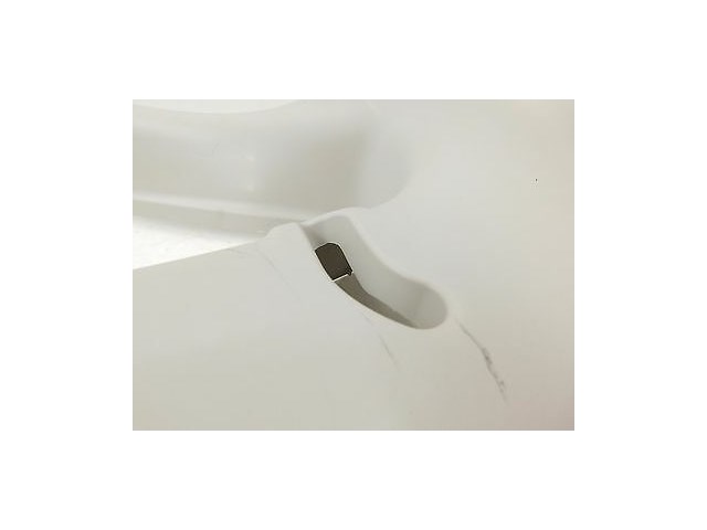 2014-2015 NISSAN VERSA NOTE OEM RIGHT REAR QUARTER WINDOW UPPER TRIM PANEL