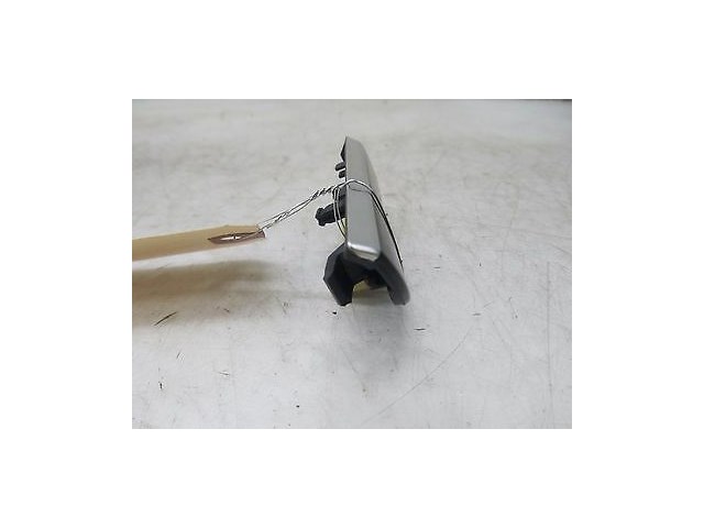 2008-2013 VOLKSWAGEN GTI MK6 OEM RIGHT STEERING WHEEL TRIM 5K1 . 858 . 042