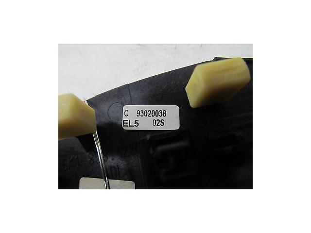 2008-2013 VOLKSWAGEN GTI MK6 OEM RIGHT STEERING WHEEL TRIM 5K1 . 858 . 042