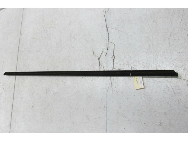  2009-2013 BMW 328i E93 E92 LCI OEM LEFT DRIVER DOOR WINDOW MOLDING TRIM 