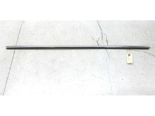  2009-2013 BMW 328i E93 E92 LCI OEM LEFT DRIVER DOOR WINDOW MOLDING TRIM 