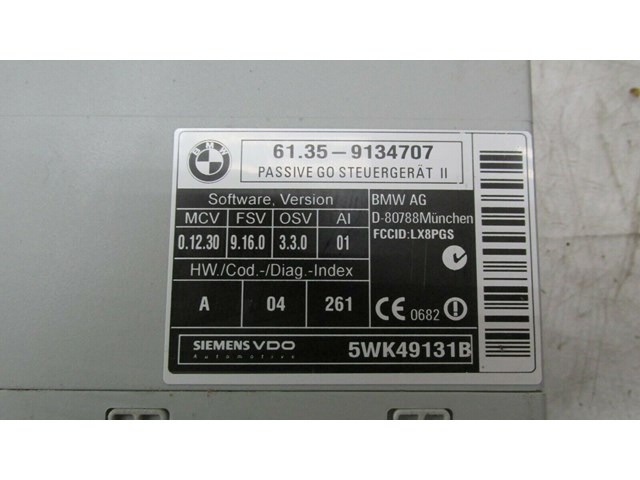  2007-2010 BMW X5 E70 OEM RIGHT REAR TRUNK PASSIVE GO CONTROL UNIT