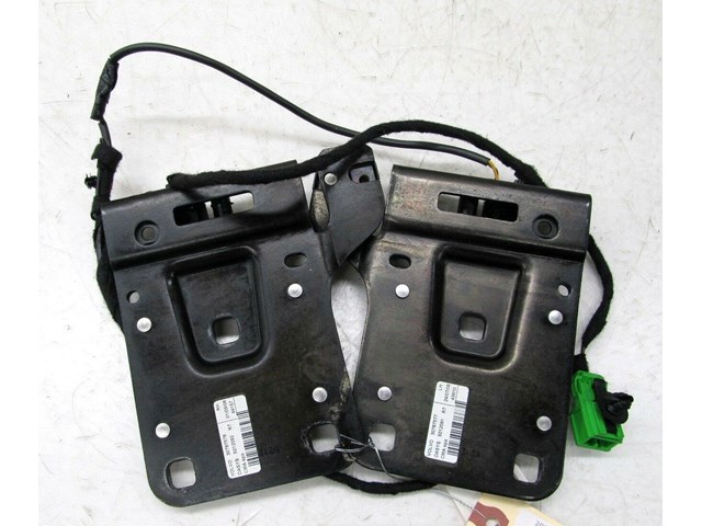 2006-2013 VOLVO C70 T5 OEM REAR CONVERTIBLE TOP WINDSHIELD LOCK LATCH ASSEMBLY 