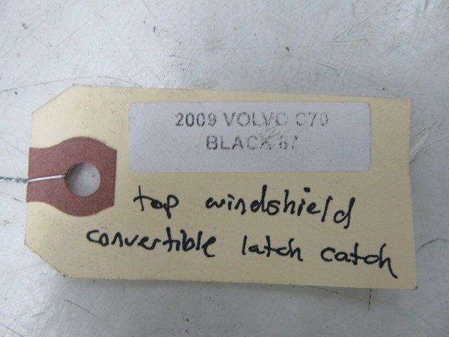 2006-2013 VOLVO C70 T5 OEM REAR CONVERTIBLE TOP WINDSHIELD LOCK LATCH ASSEMBLY 