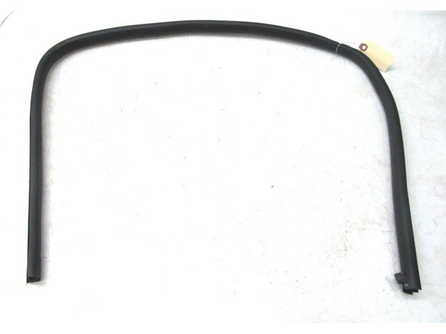  2013-2017 CHEVY TRAVERSE OEM LEFT REAR DOOR WINDOW WEATHERSTRIP SEAL TRIM