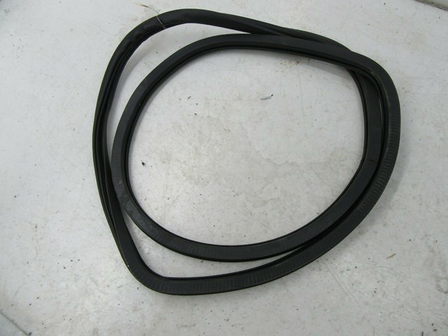 2013-2016 DODGE DART OEM LEFT REAR DOOR FRAME SURROUND WEATHERSTRIP SEAL RUBBER
