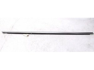 2009-2016 VOLKSWAGEN CC OEM RIGHT REAR DOOR EXTERIOR WEATHERSTRIP SEAL MOLDING