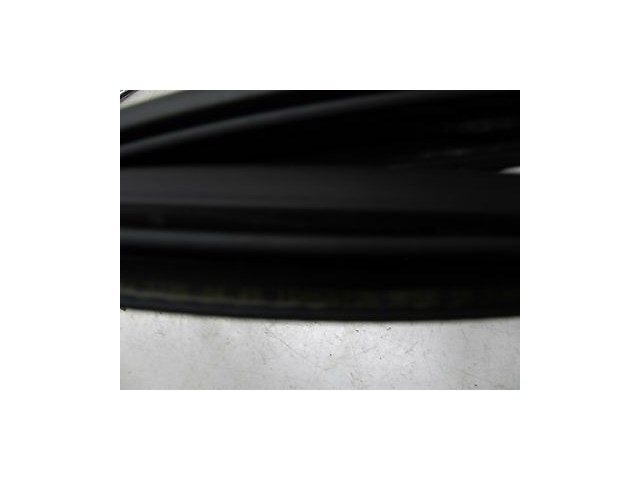 2013-2016 CADILLAC SRX OEM RIGHT REAR PASSENGER DOOR WEATHERSTRIP SEAL