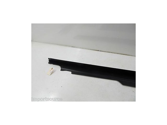 1985-1992 BMW 325i E30 OEM RIGHT FRONT INNER SILL TRIM 