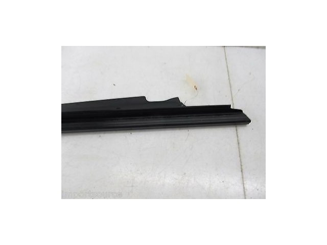 1985-1992 BMW 325i E30 OEM RIGHT FRONT INNER SILL TRIM 