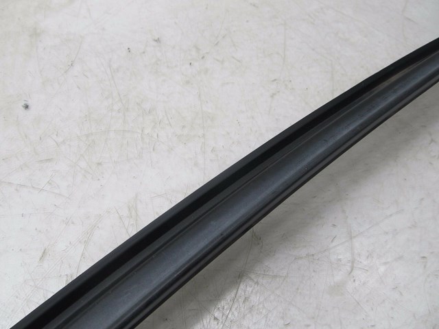 2007-2009 LEXUS LS460L XF40 OEM REAR BACK WINDOW MOLDING COVER TRIM 75575-50040