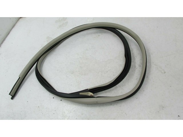 2011-2015 LINCOLN MKX OEM LEFT REAR DOOR ON BODY WEATHERSTRIP SEAL 