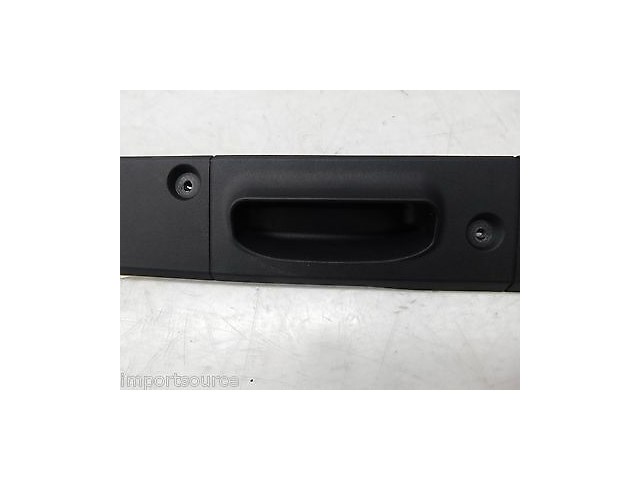 2003-2006 MERCEDES E500 W211 OEM TRUNK HANDLE TRIM PANEL COVER TRIM A2117500193