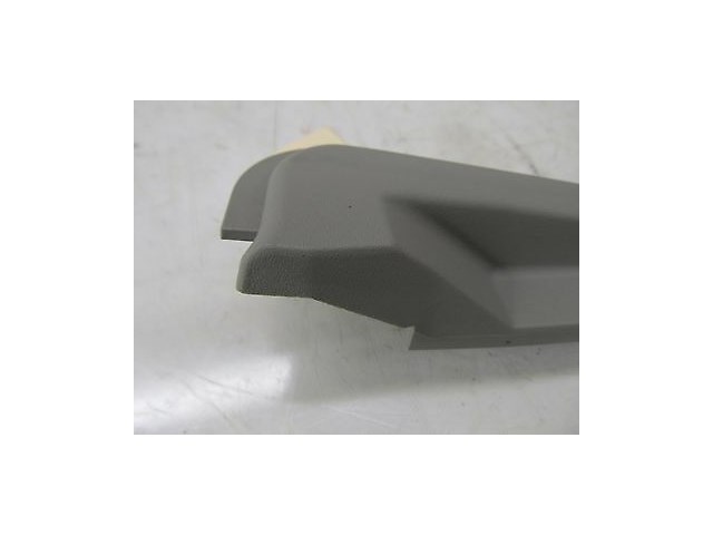 2007-2009 NISSAN QUEST OEM LEFT FRONT DRIVER SIDE DOOR CORNER MOLDING TRIM