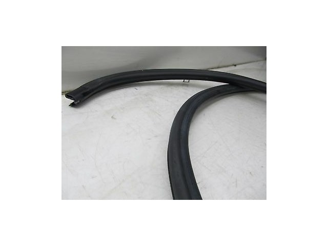 2006-2010 LEXUS IS250 XE20 OEM LEFT REAR DRIVER DOOR WEATHERSTRIP SEAL