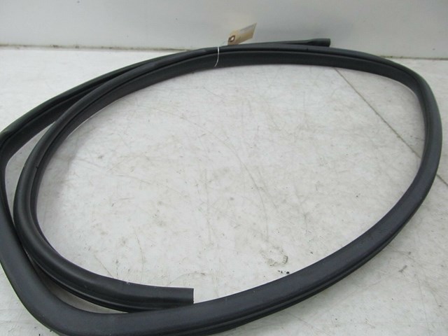 2010-2014 SUBARU IMPREZA WAGON OEM LEFT REAR DRIVER SIDE DOOR WEATHERSTRIP SEAL