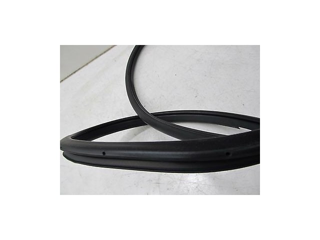 2014-2016 NISSAN VERSA NOTE OEM RIGHT FRONT PASSENGER DOOR WEATHERSTRIP SEAL