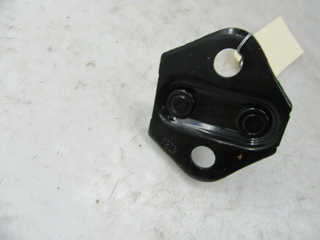 2015-2019 NISSAN MURANO OEM REAR LOWER TRUNK HATCH CATCH LATCH