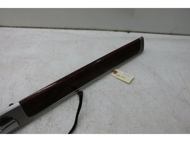 2004-2007 VOLKSWAGEN TOUAREG OEM RIGHT REAR DOOR INNER MOLDING TRIM/HANDLE 