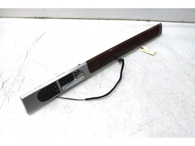 2004-2007 VOLKSWAGEN TOUAREG OEM RIGHT REAR DOOR INNER MOLDING TRIM/HANDLE 