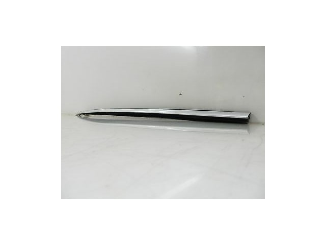 2003-2005 MERCEDES E320 WAGON W211 OEM LEFT FRONT WINDSHIELD TRIM MOULDING