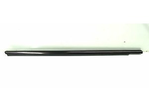 2003-2005 MERCEDES E320 WAGON W211 OEM RIGHT FRONT DOOR WINDOW TRIM MOLDING 