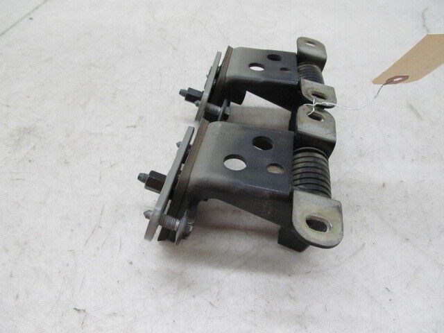 2003-2006 RANGE ROVER HSE OEM REAR TRUNK LOWER LATCHES 
