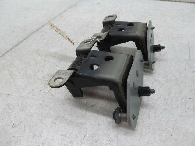 2003-2006 RANGE ROVER HSE OEM REAR TRUNK LOWER LATCHES 
