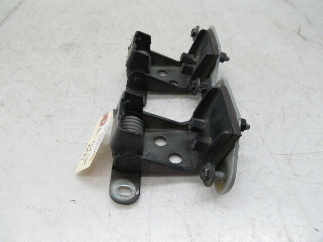 2003-2006 RANGE ROVER HSE OEM REAR TRUNK LOWER LATCHES 