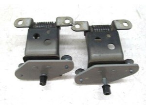 2003-2006 RANGE ROVER HSE OEM REAR TRUNK LOWER LATCHES 