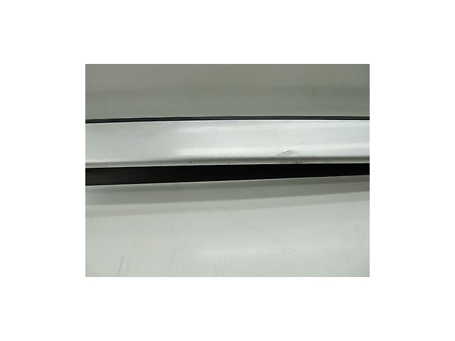 2003-2005 MERCEDES E320 WAGON W211 OEM RIGHT FRONT WINDSHIELD TRIM MOULDING