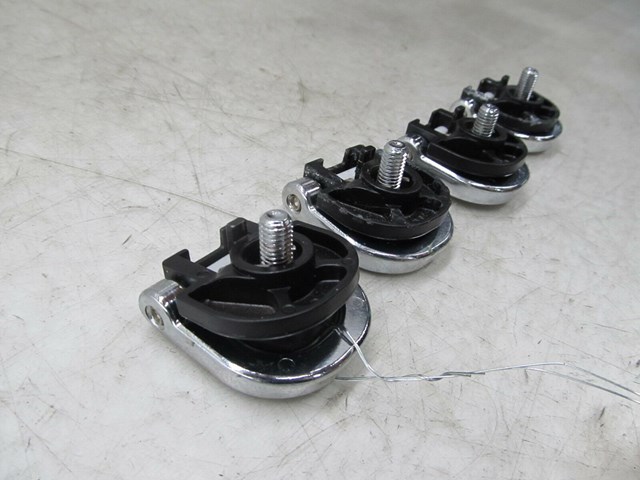  2003-2006 RANGE ROVER HSE OEM REAR TRUNK NET RING HOOKS 