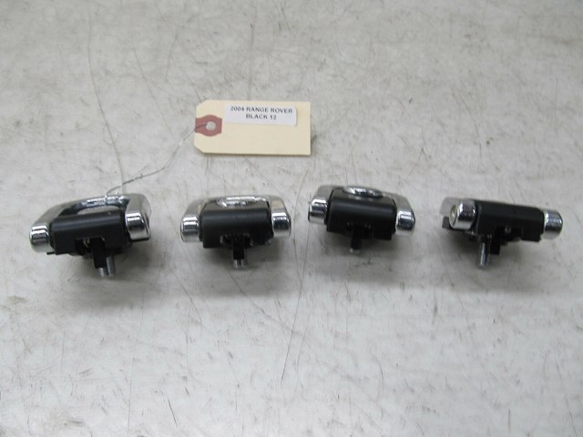  2003-2006 RANGE ROVER HSE OEM REAR TRUNK NET RING HOOKS 
