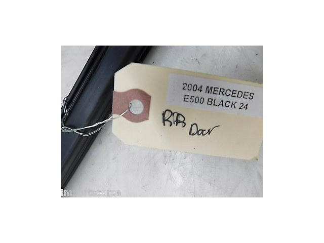 2003-2006 MERCEDES E500 W211 OEM RIGHT REAR PASSENGER INTERIOR WINDOW SEAL TRIM