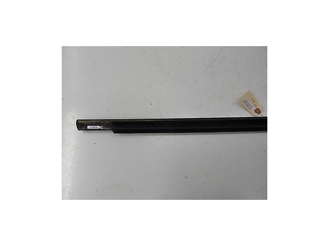 2006-2009 MERCEDES R350 W251 OEM LEFT REAR EXTERIOR DOOR WINDOW TRIM MOULDING