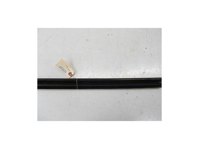 2006-2009 MERCEDES R350 W251 OEM LEFT REAR EXTERIOR DOOR WINDOW TRIM MOULDING