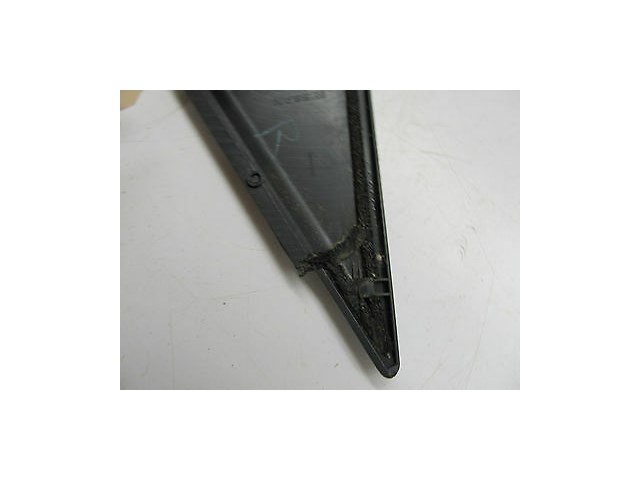2006-2009 INFINITI M35 OEM RIGHT REAR EXTERIOR DOOR CORNER SASH GARNISH / TRIM
