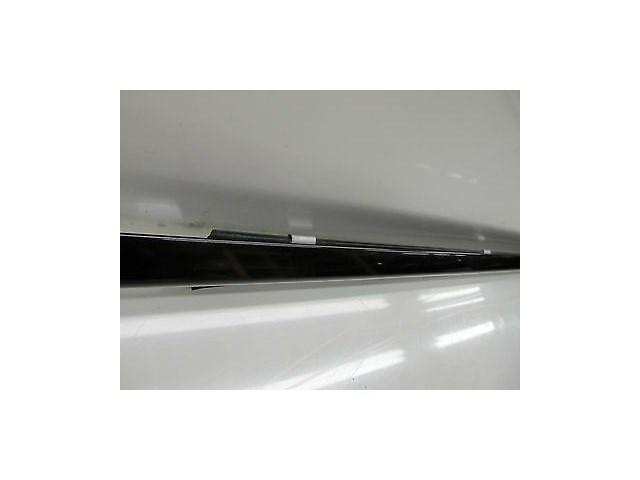 2003-2005 MERCEDES E320 WAGON W211 OEM LEFT FRONT DOOR WINDOW TRIM MOLDING 