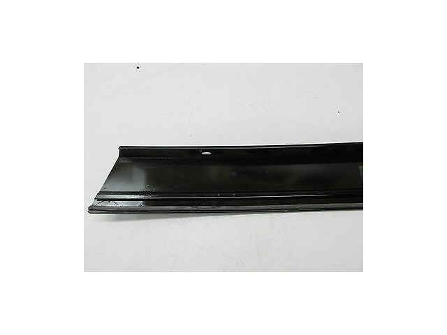 2006-2009 MERCEDES R350 W251 OEM RIGHT SIDE REAR C-PILLAR STRIP TRIM BLACK
