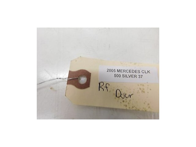 2004-2005 MERCEDES BENZ CLK500 W209 OEM RIGHT FRONT DOOR WINDOW SWITCH TRIM