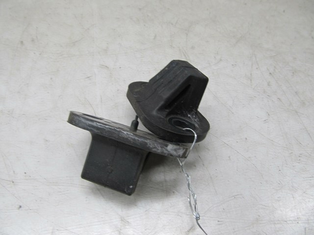 2010-2014 SUBARU IMPREZA OEM REAR TRUNK RUBBER STOPPERS 