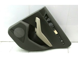 2009-2012 AUDI Q5 8R OEM RIGHT REAR PASSENGER DOOR PANEL      