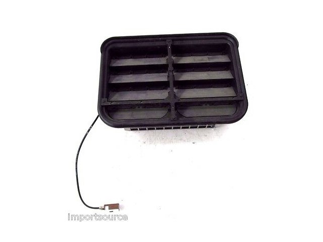 2007-2009 MERCEDES S550 W221 OEM LEFT REAR QUARTER PANEL DUCT 